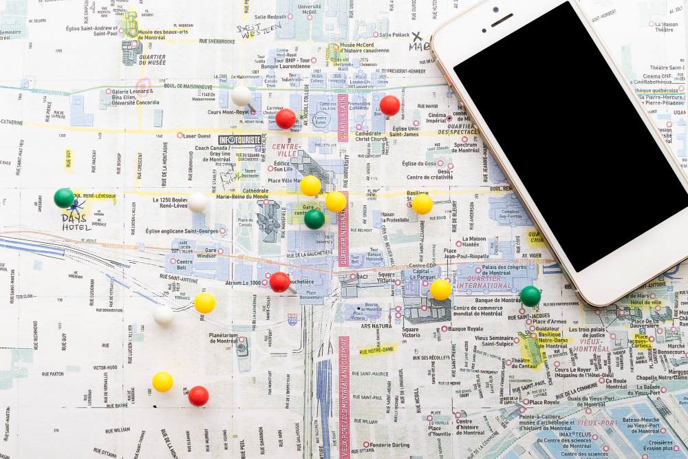 Map showing major mobile repair centers in Dubai